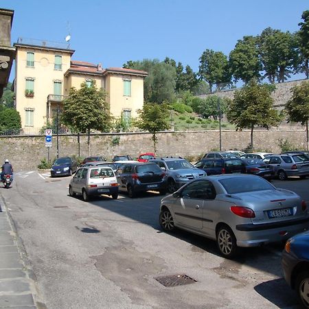 La Rosa Scarlatta Apartment Bergamo Luaran gambar