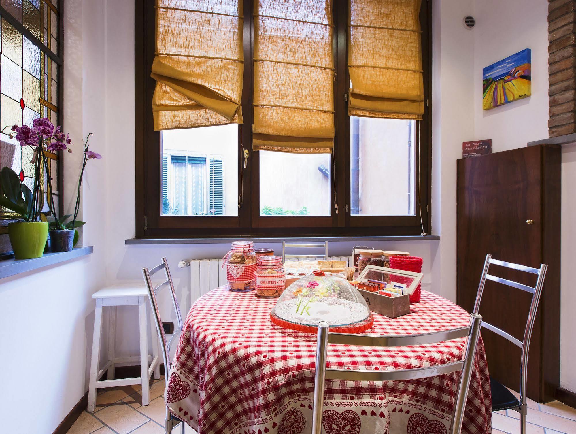 La Rosa Scarlatta Apartment Bergamo Luaran gambar